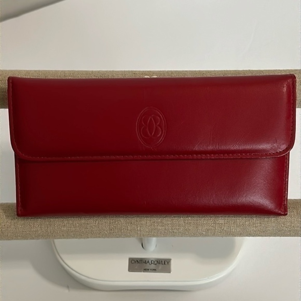 NEW VINTAGE Buxton Top Grain Cowhide Red Woman's Wallet with tags